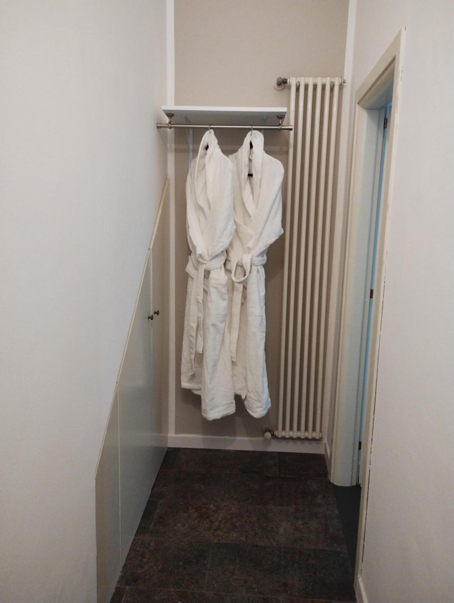 Palazzo Cusani Charming Rooms Vercelli Eksteriør bilde