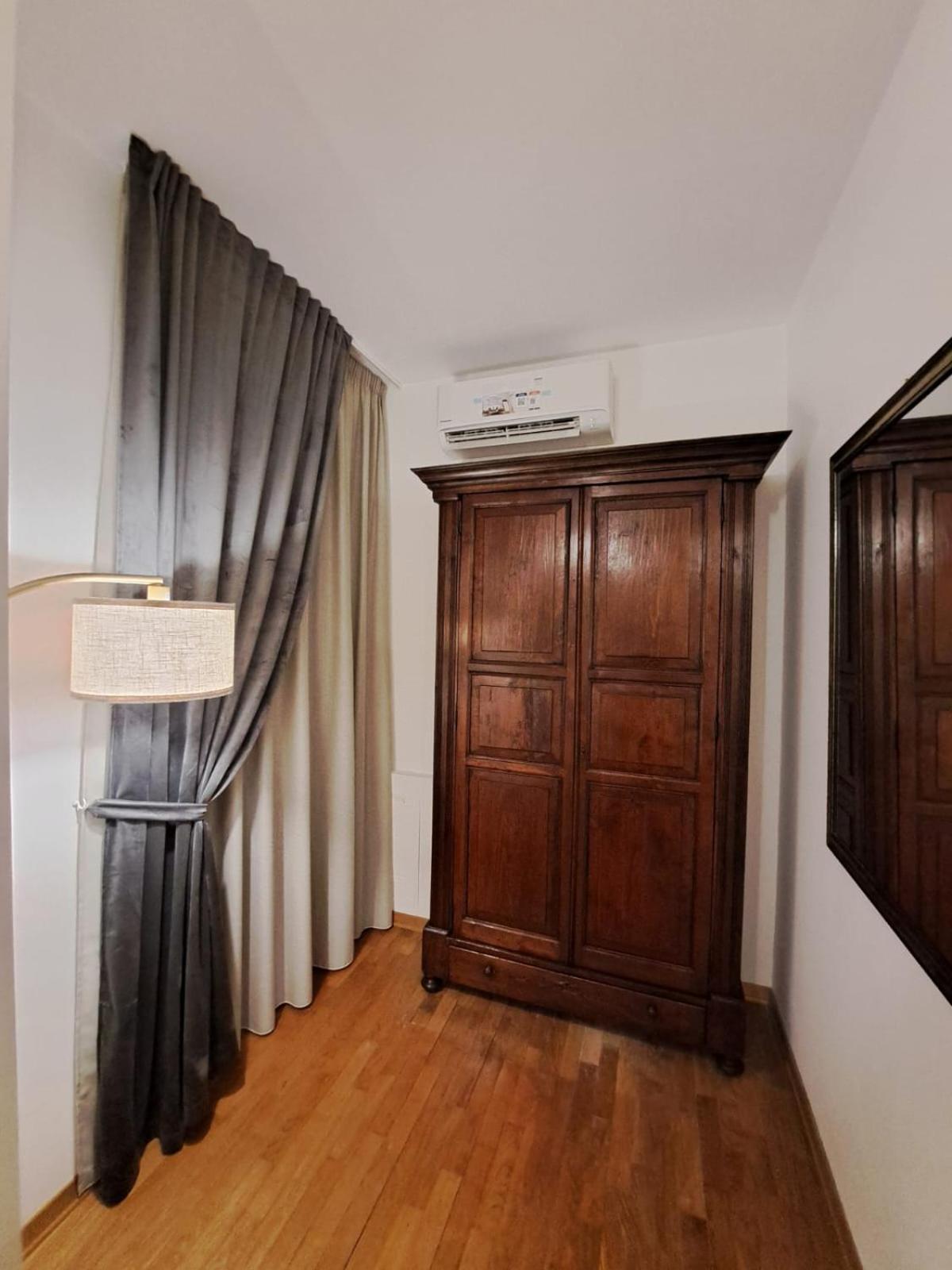 Palazzo Cusani Charming Rooms Vercelli Eksteriør bilde